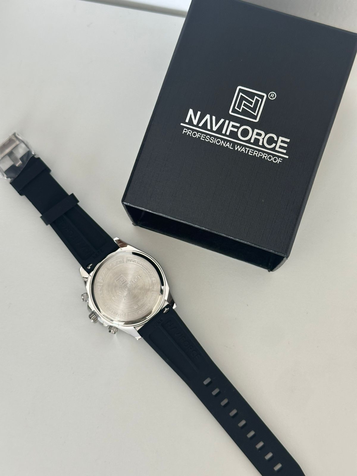 NAVIFORCE Premium Chronograph Edition - NF8054 - Image 4